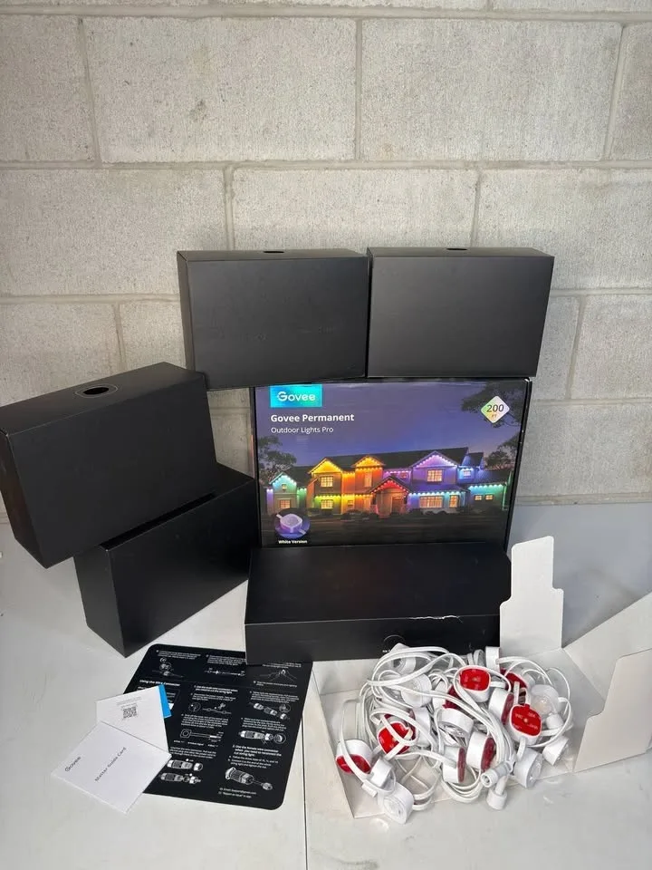 Govee Permanent Outdoor Lights Pro, 200ft 120 Lights image indicator(3)