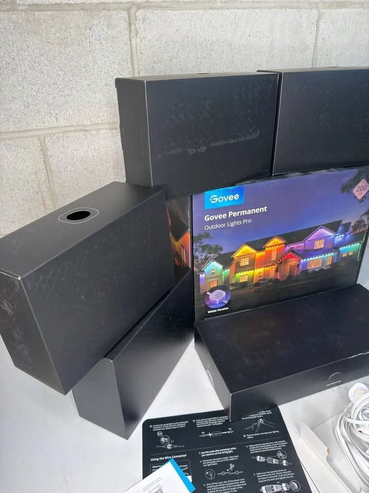 Govee Permanent Outdoor Lights Pro, 200ft 120 Lights image indicator(5)