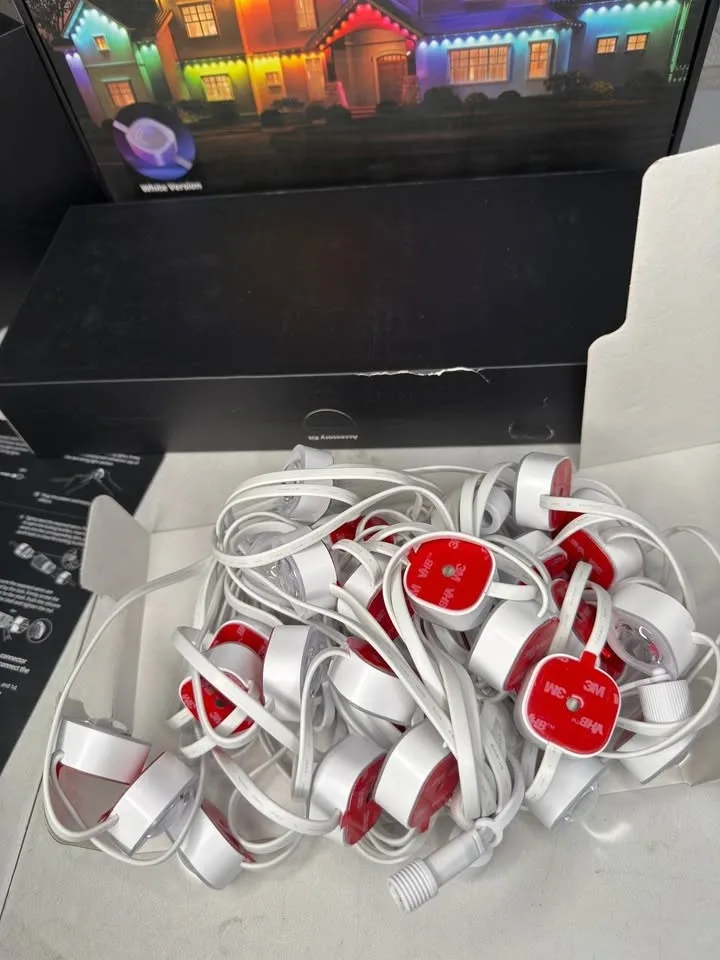 Govee Permanent Outdoor Lights Pro, 200ft 120 Lights image indicator(7)