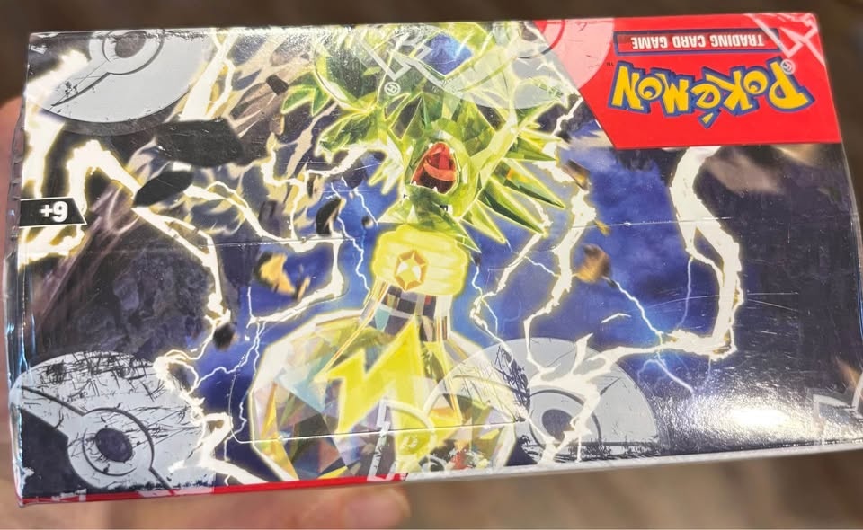 Pokemon Obsidian Flames booster box - photo 5