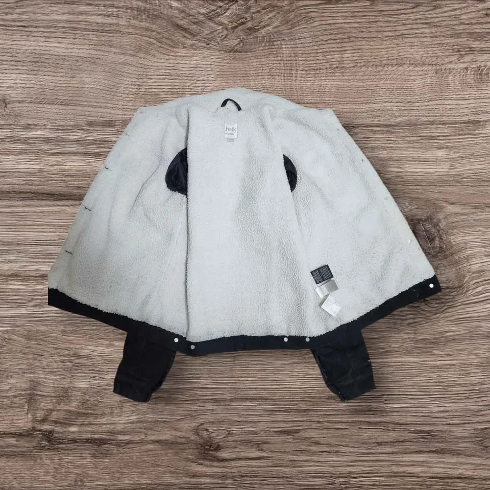 Black Sherpa-Lined Jacket w/ Rose Embroidery – Great Condition image indicator(4)