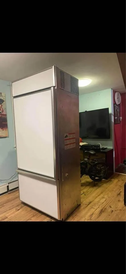 G&E Monogram 36” build in bottom freezer image indicator(2)