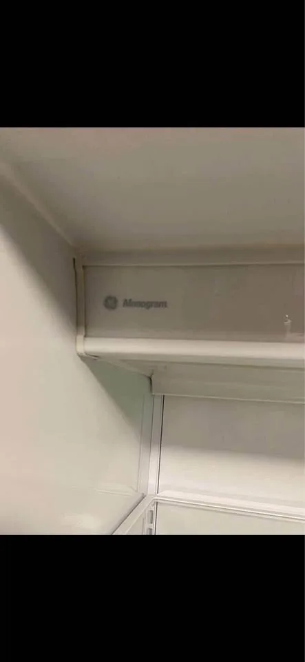 G&E Monogram 36” build in bottom freezer image indicator(7)