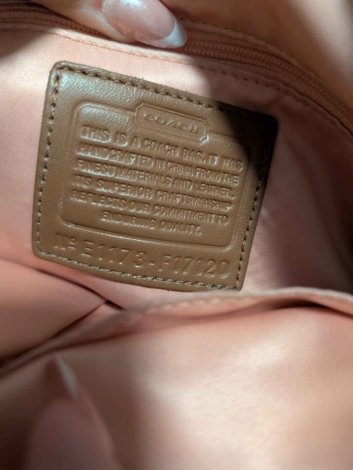 MK laptop bag and COACH crossbody - photo 2