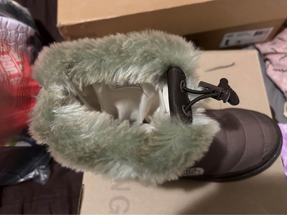 Northface winter boots brand new - photo 2