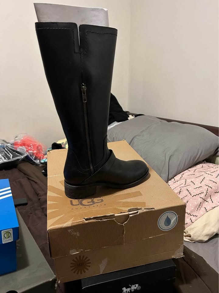 Uggs leather long boots - Brand new - photo 5