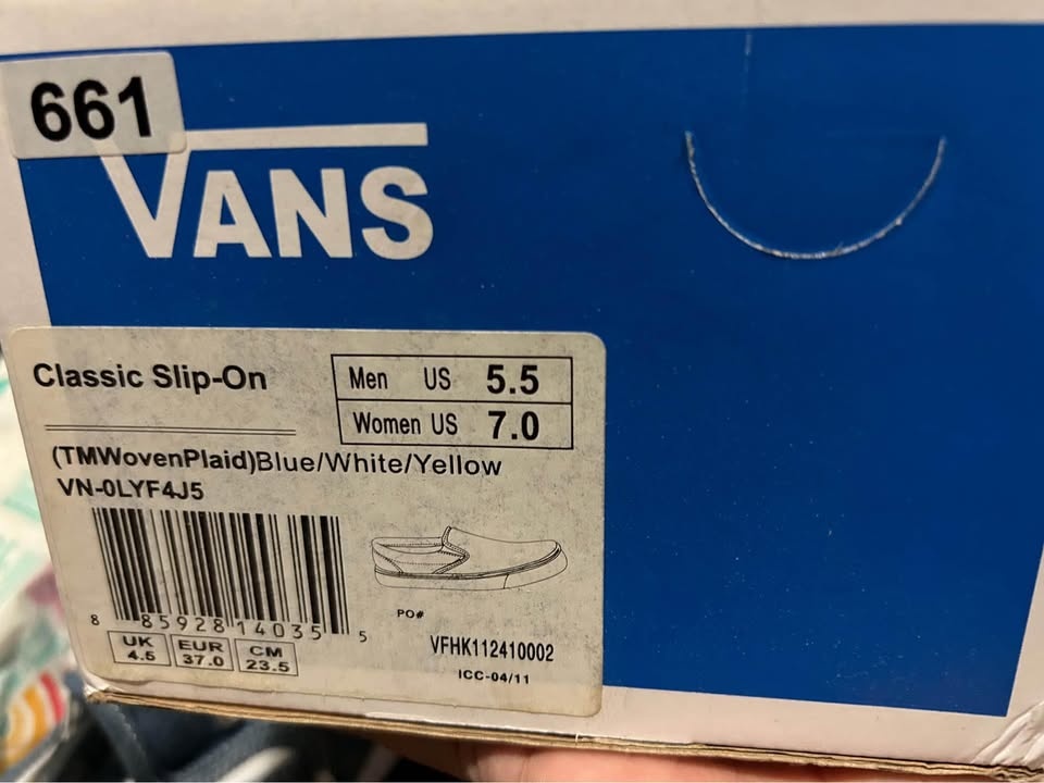 Brand new Vans shoe SIZE 7 - photo 3