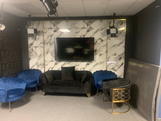 Bright & Flexible Office Space for Rent — North York - photo 2