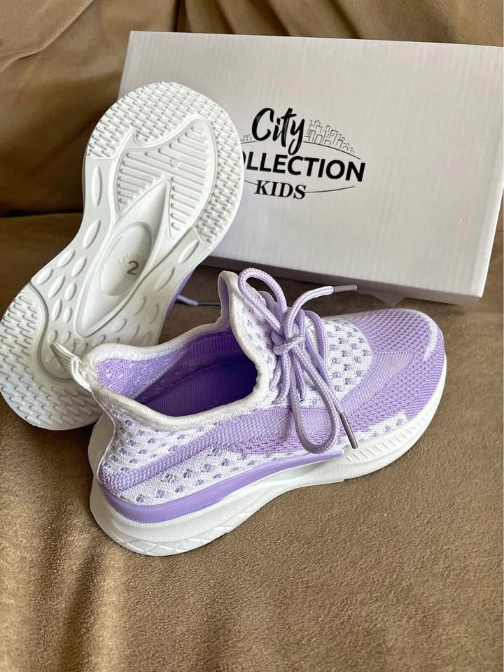 City Collection girls athletic/running shoes