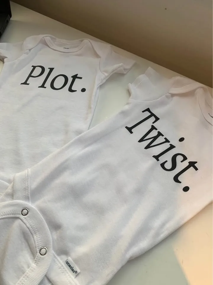 Infant Matching Onesies – Personalized & Adorable Matching Outfi image indicator(5)