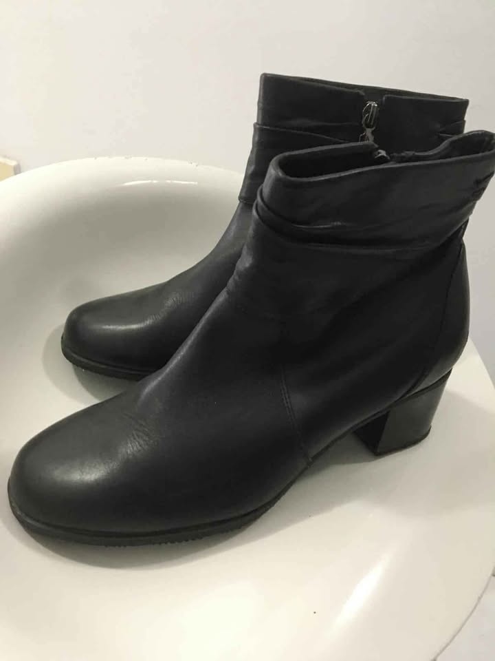 Winter women's boots - photo 2