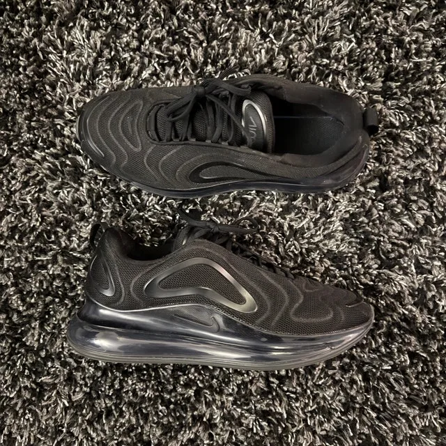 Men’s Nike Air Max 720 - 10.5