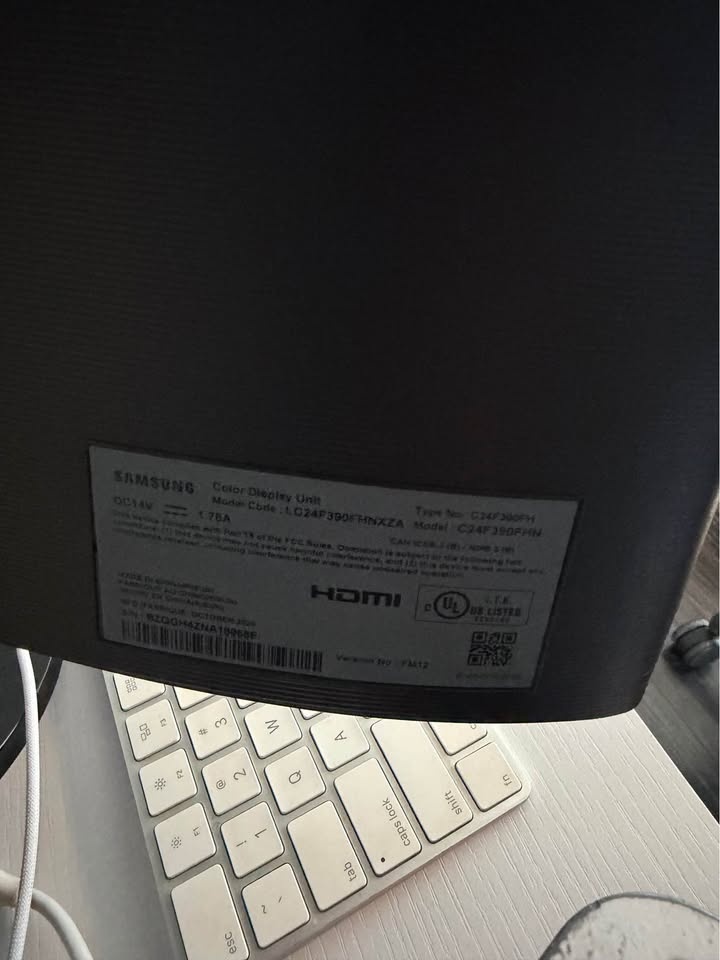 Samsung 24-Inch Curved Gaming Monitor - photo 3
