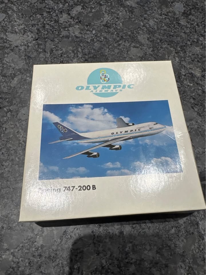 Olympic Airways Boeing 747-200B Die-Cast Model (1:500 Scale) - photo 2