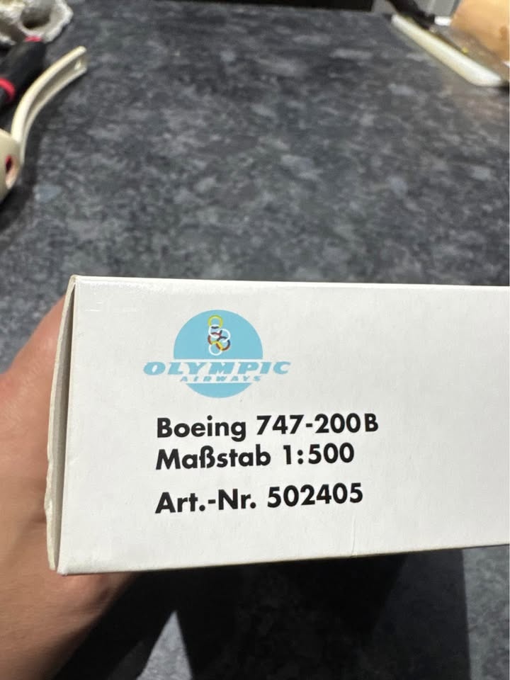 Olympic Airways Boeing 747-200B Die-Cast Model (1:500 Scale) - photo 3