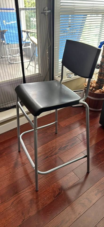 High chairs X 2