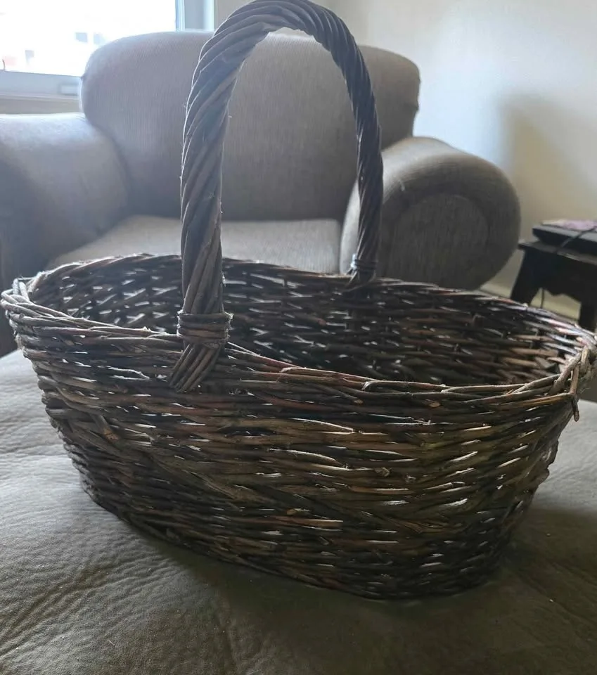 Vintage Woven Willow Gathering Basket image indicator(2)