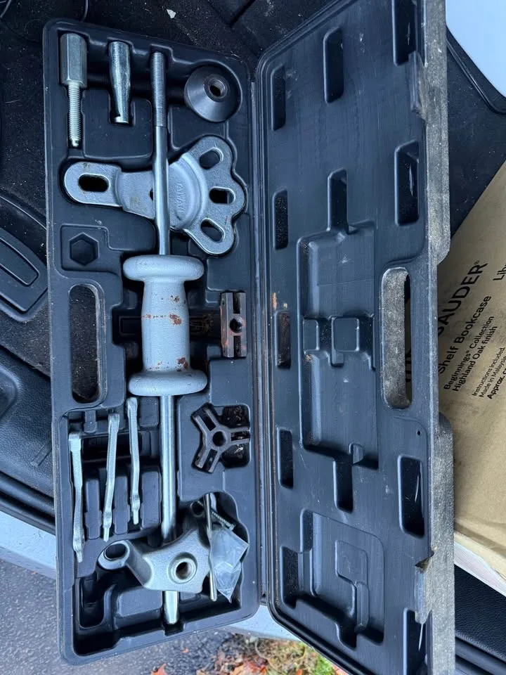 Slide hammer puller set. image indicator(2)