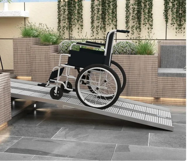 8' Foldable Handicap Ramp