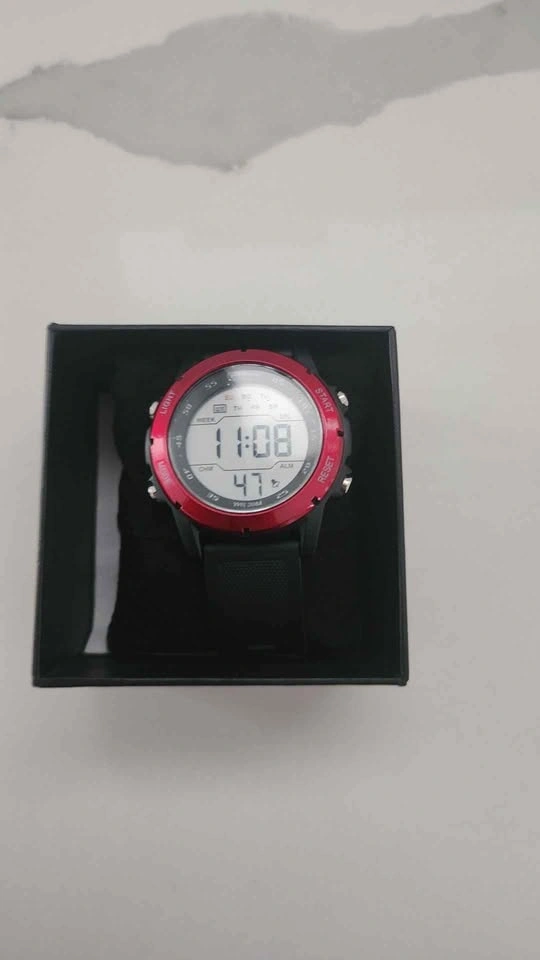 MILHENL DIGITAL WATCH - photo 2