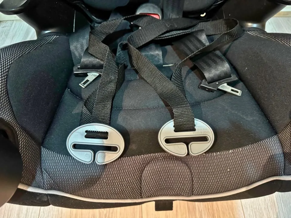 Evenflo EveryKid 4-in-1 Convertible Car Seat - $250 image indicator(7)