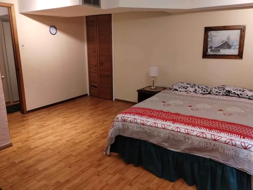 2 Beds 1 Bath - Apartment image indicator(7)