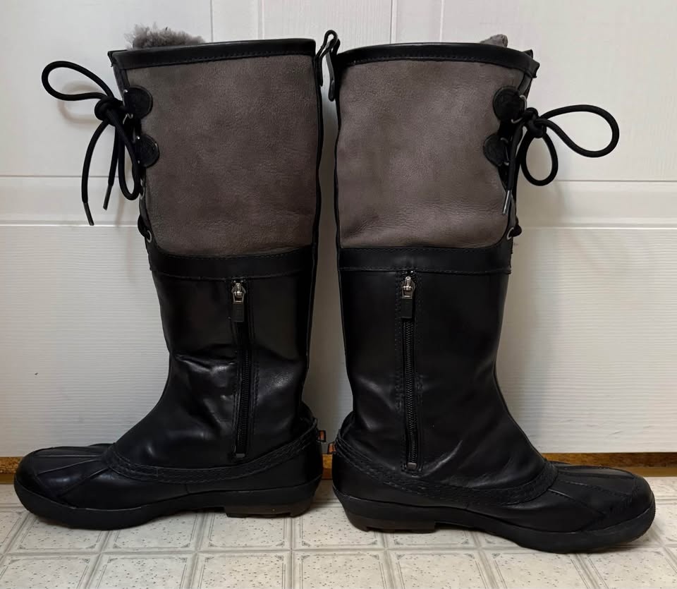EUC. Ugg Belcloud Tall Waterproof Boots - Size 7.5 - photo 5