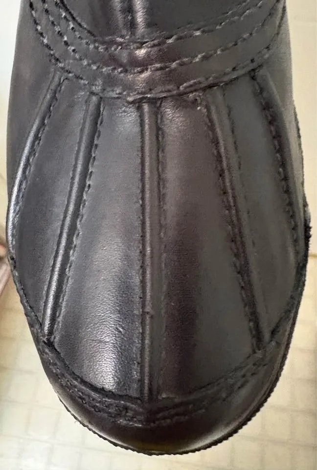 EUC. Ugg Belcloud Tall Waterproof Boots - Size 7.5 image indicator(8)