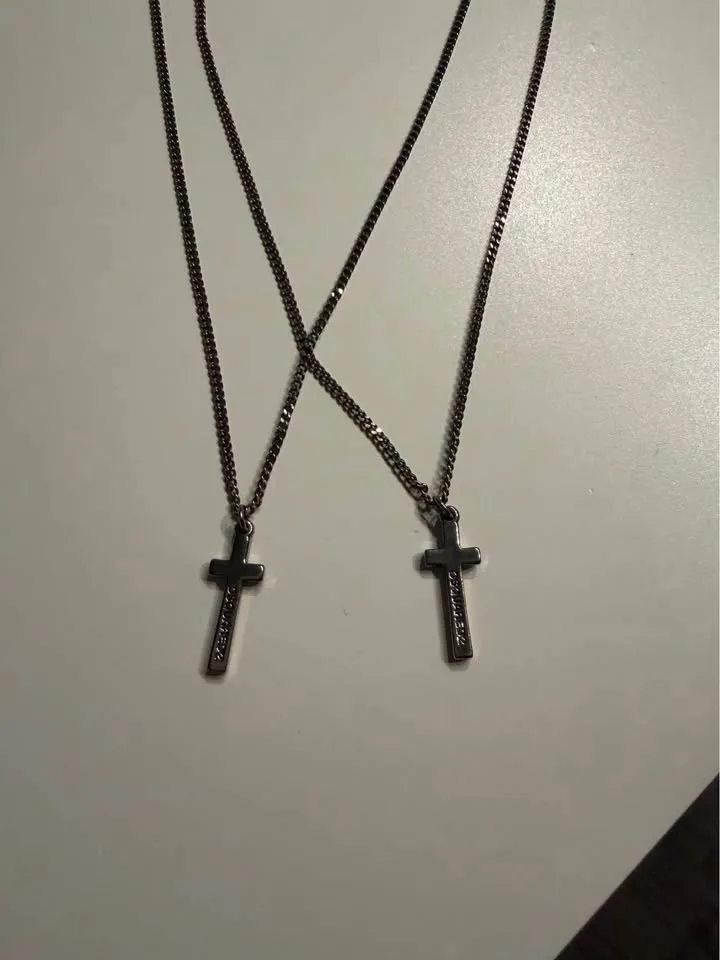 DSQUARED2 Silver Jesus Necklace image indicator(2)