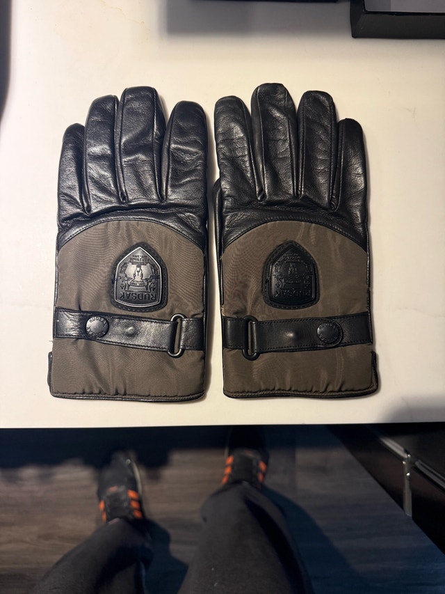 Rudsak Ladies Large ladies, winter gloves