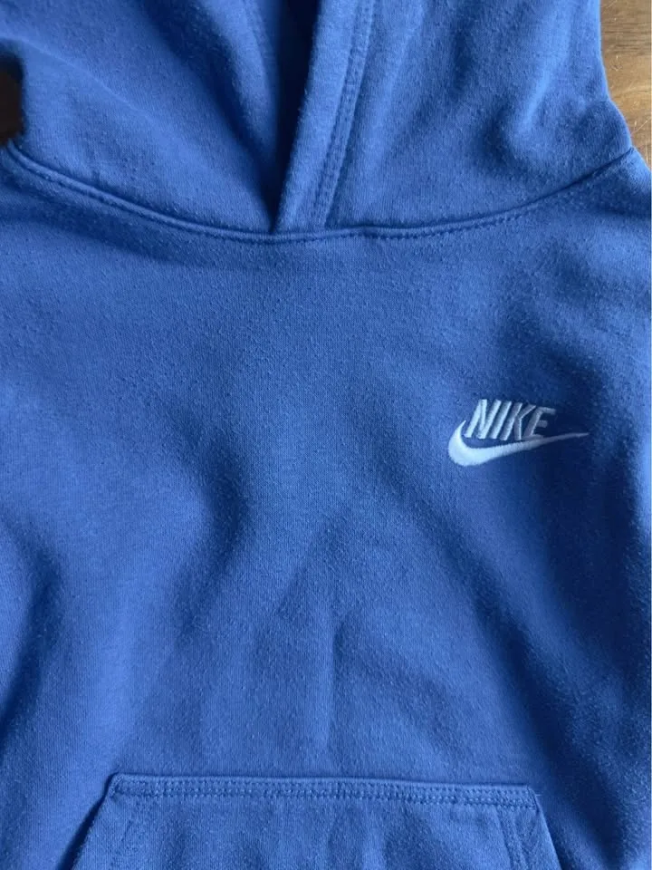 Boys Nike Hoodie image indicator(2)