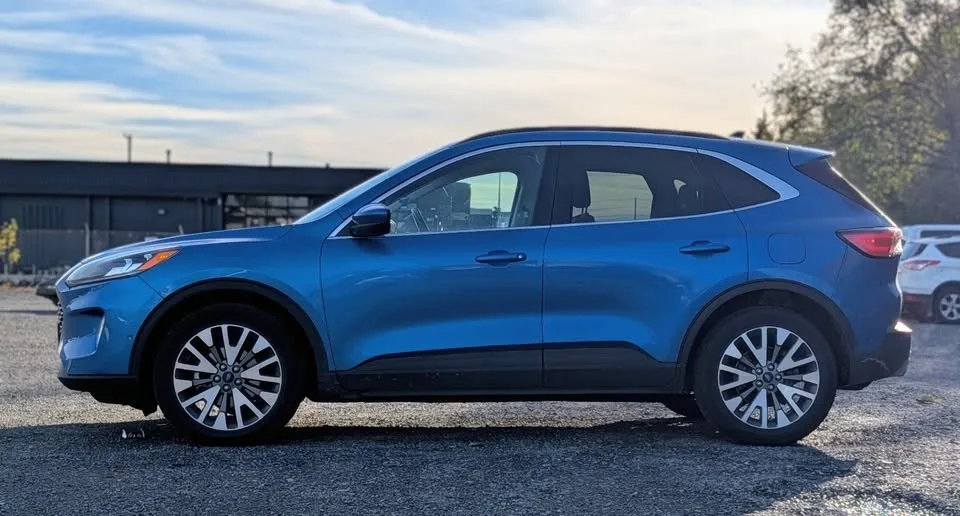 2021 Ford ESCAPE HYBRID TITANIUM image indicator(4)