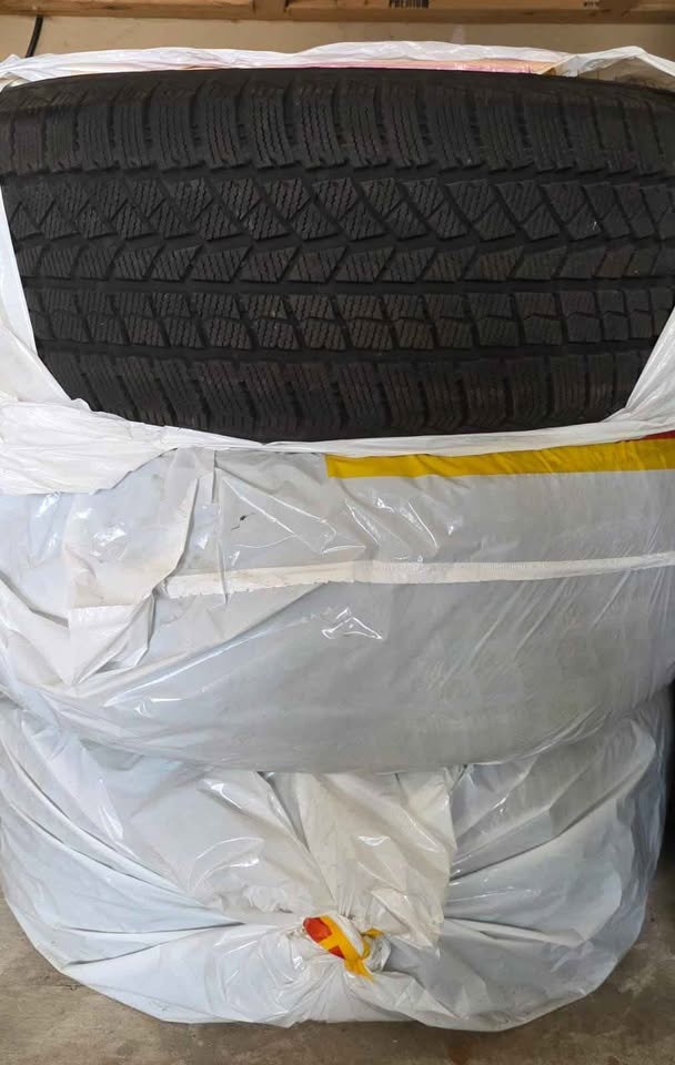 4 winter tires 255 45R20 - photo 4