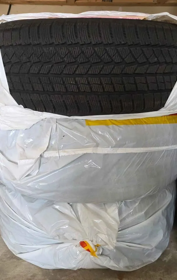 4 winter tires 255 45R20 image indicator(4)