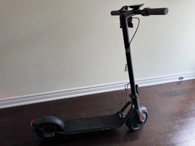 Navee V25Pro electric scooter