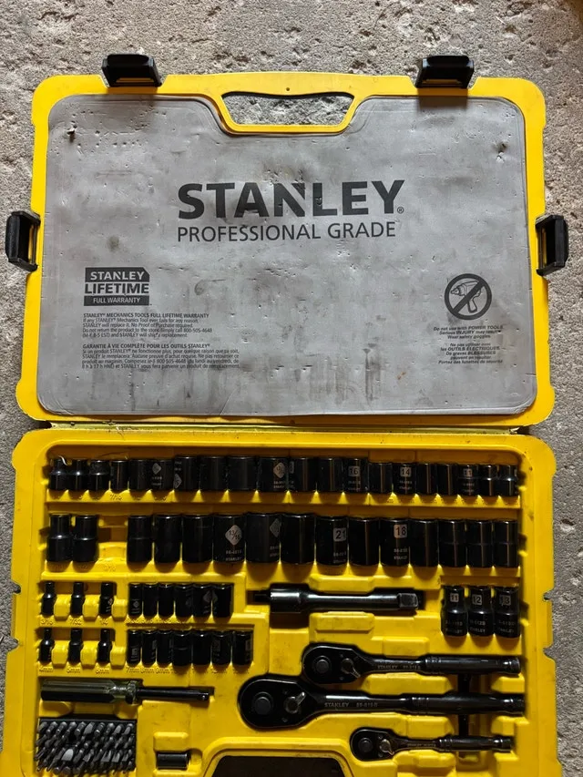 Stanley Professional Grade Black Chrome SocketSet image indicator(2)