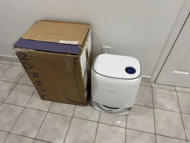 NARWAL FREO ROBOT VACUUM & MOP COMBO