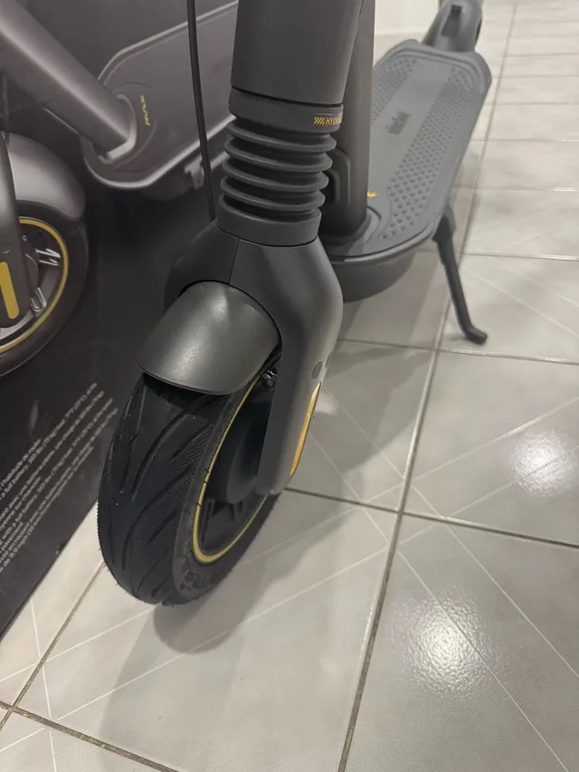 Segway Ninebot G2 Scooter image indicator(3)