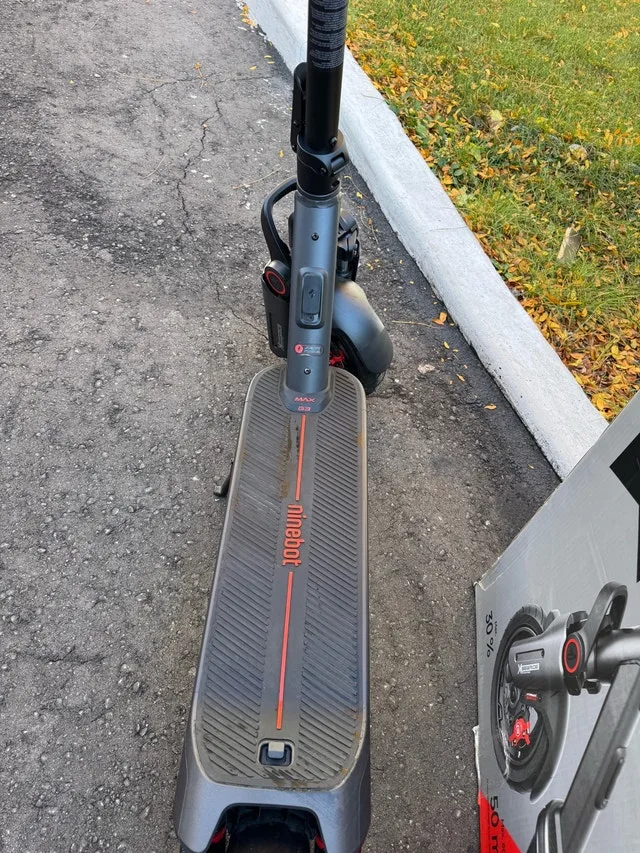 Segway Ninebot G3 Electric Scooter image indicator(5)