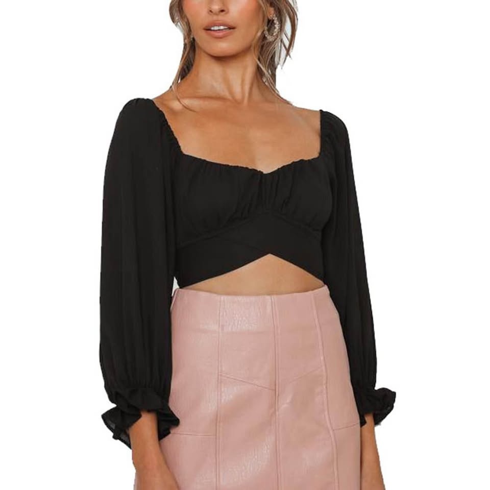 BNWT White fox cropped wrap around top - photo 4