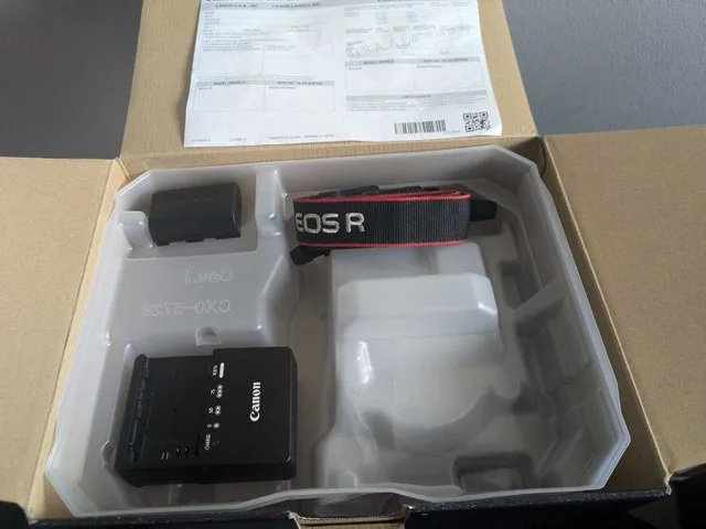 Canon EOS R Body Only image indicator(10)