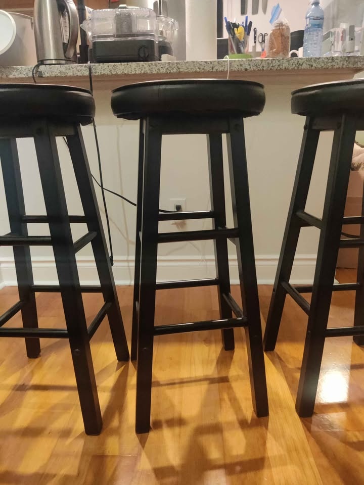 Bar stools - photo 2