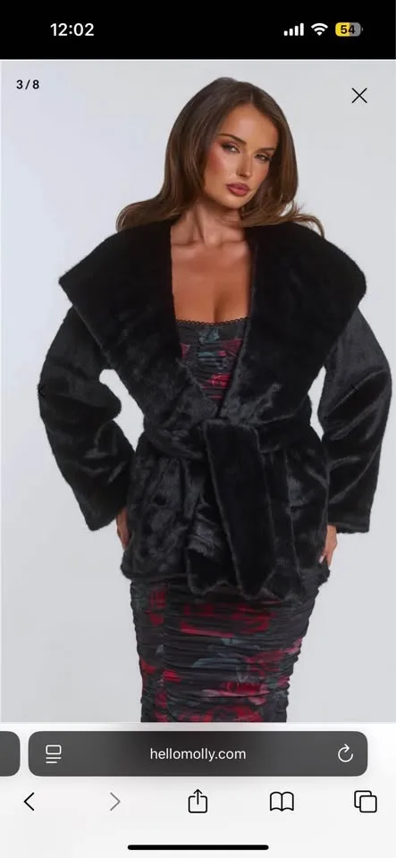 BNIB Black Faux Fur Coat image indicator(2)