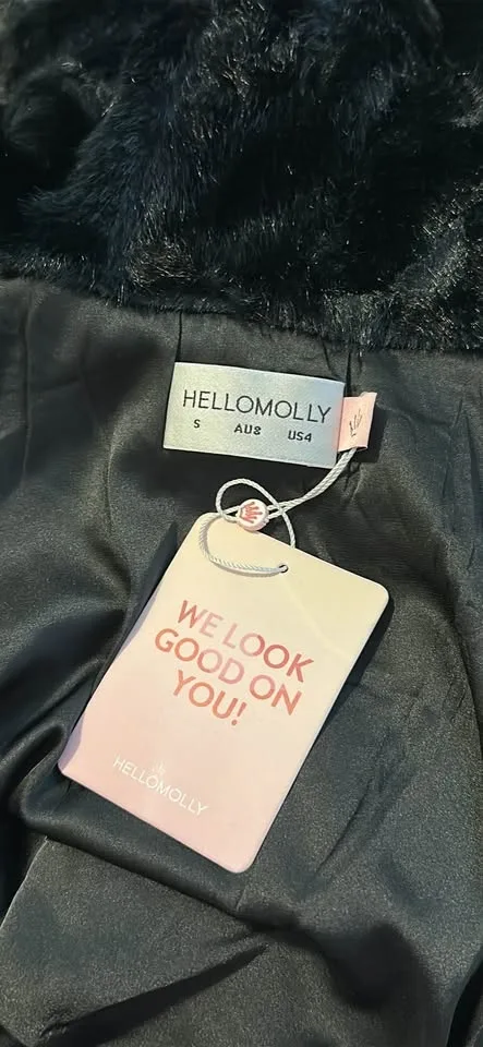 BNIB Black Faux Fur Coat image indicator(6)