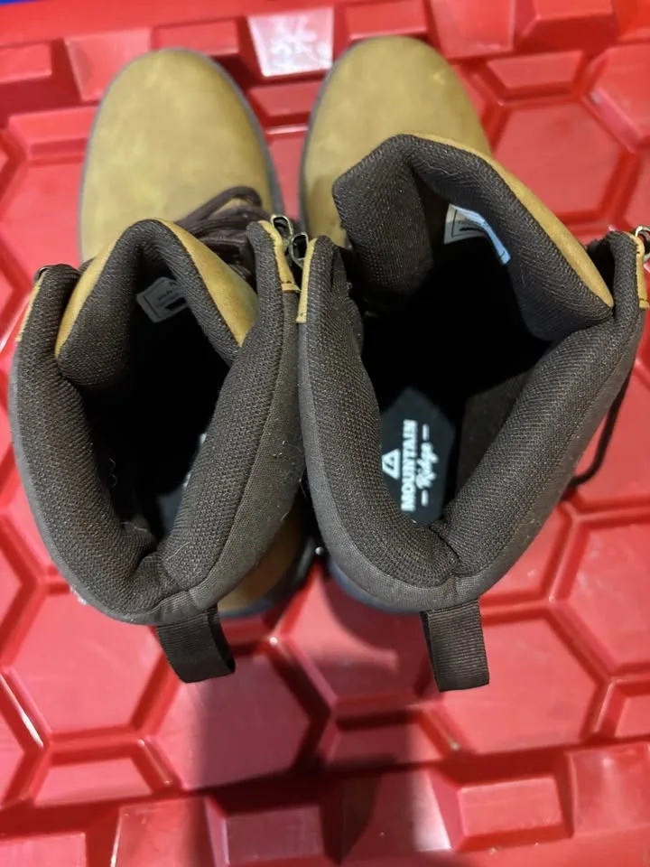 New mountain ridge size 8 boots image indicator(6)