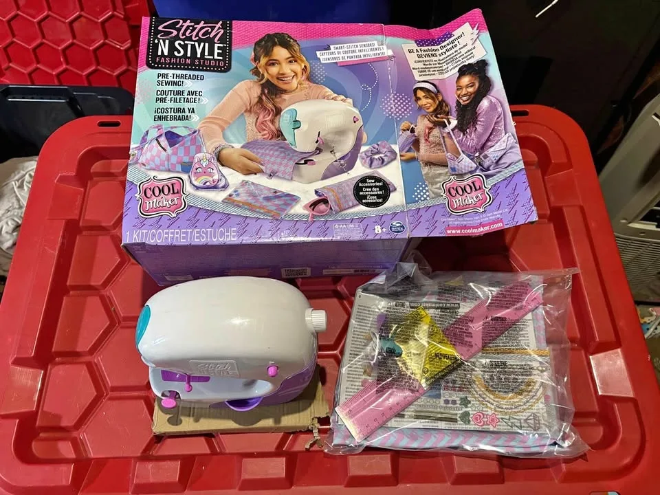 Stitch in style kids sewing learning machine