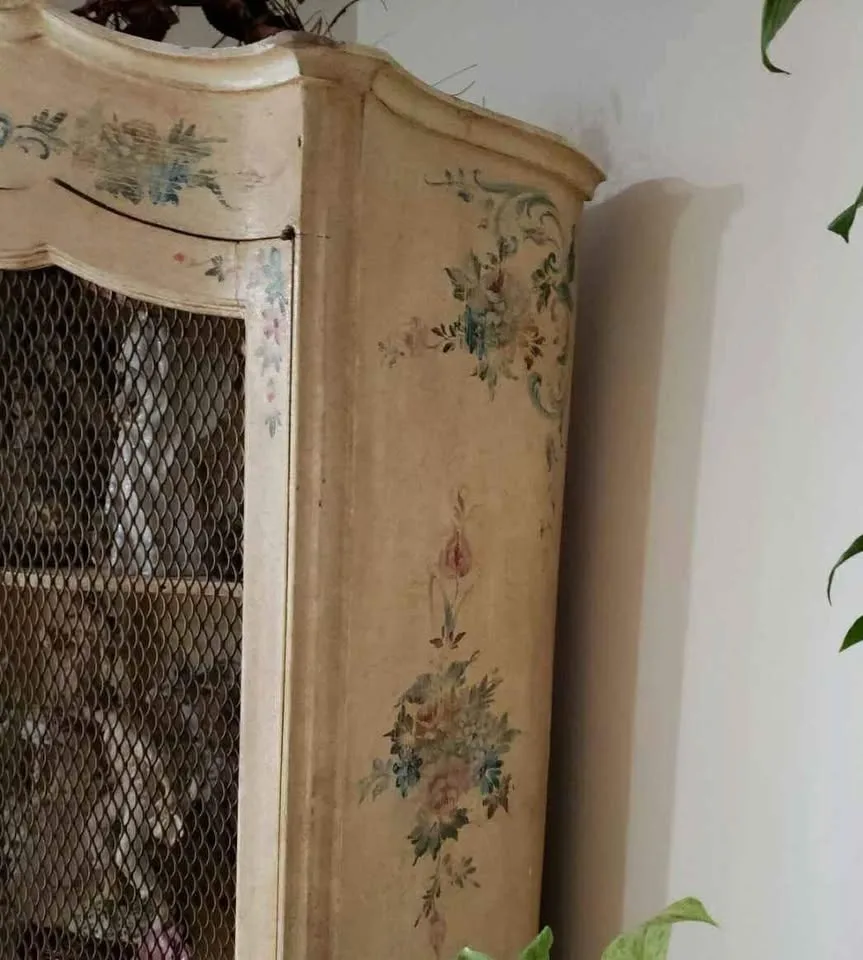 Vintage Antique Curio Handpainted Curio Hutch Cabinet Display image indicator(5)