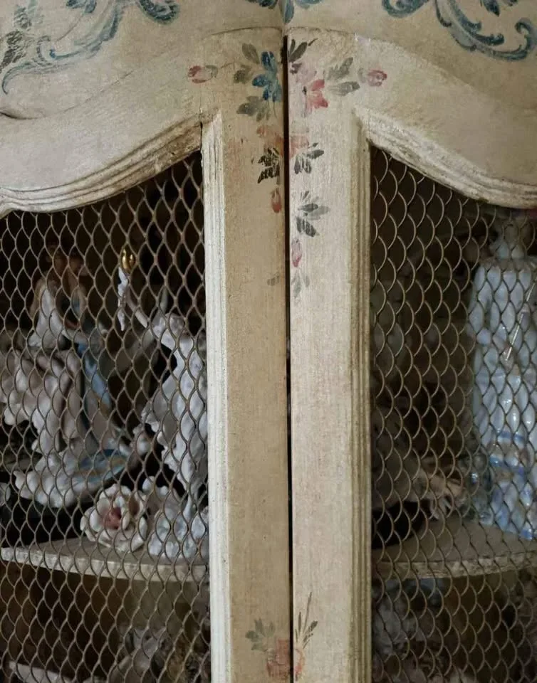 Vintage Antique Curio Handpainted Curio Hutch Cabinet Display image indicator(7)