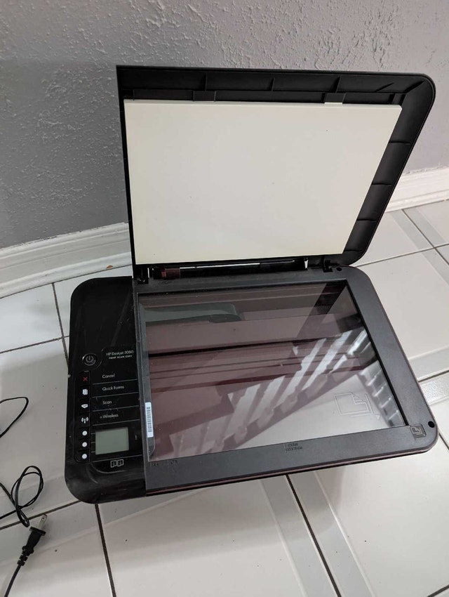 HP Deskjet 3050 PRINTER SCANNER COPY - photo 3