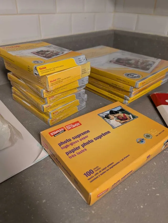 Lot of Premium Photo Paper image indicator(2)